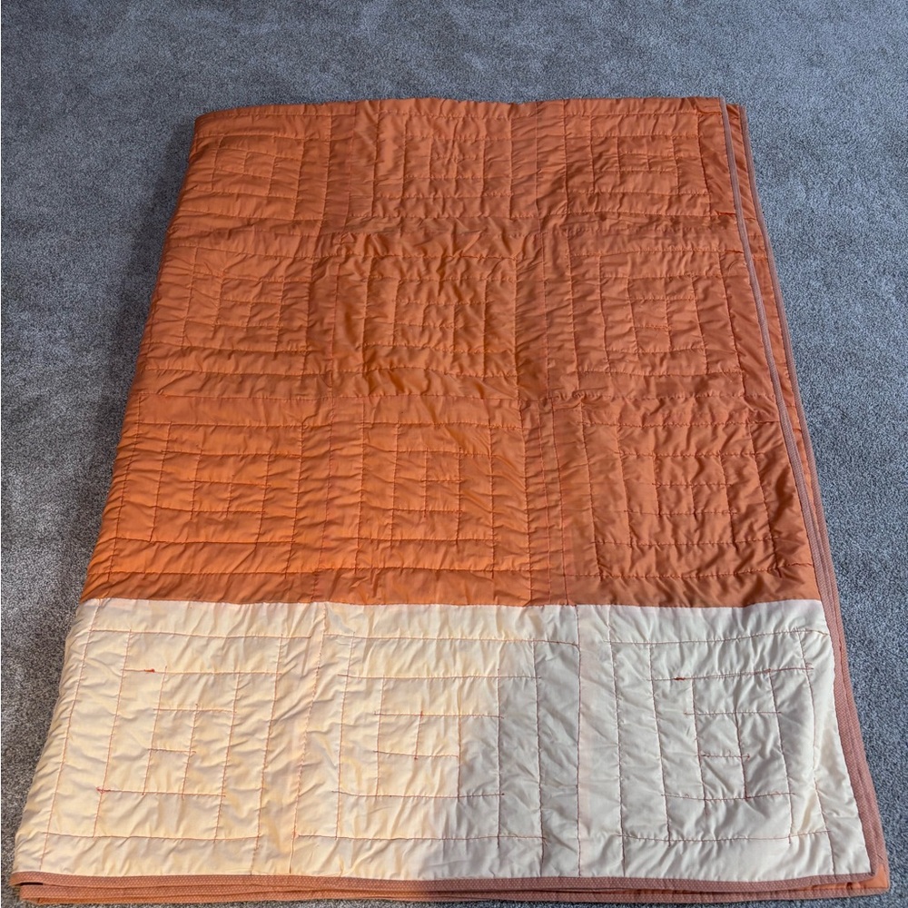 Large Log Cabin Handmade Patchwork Quilt in Brown and Orange 80”x104” - Picture 8 of 8